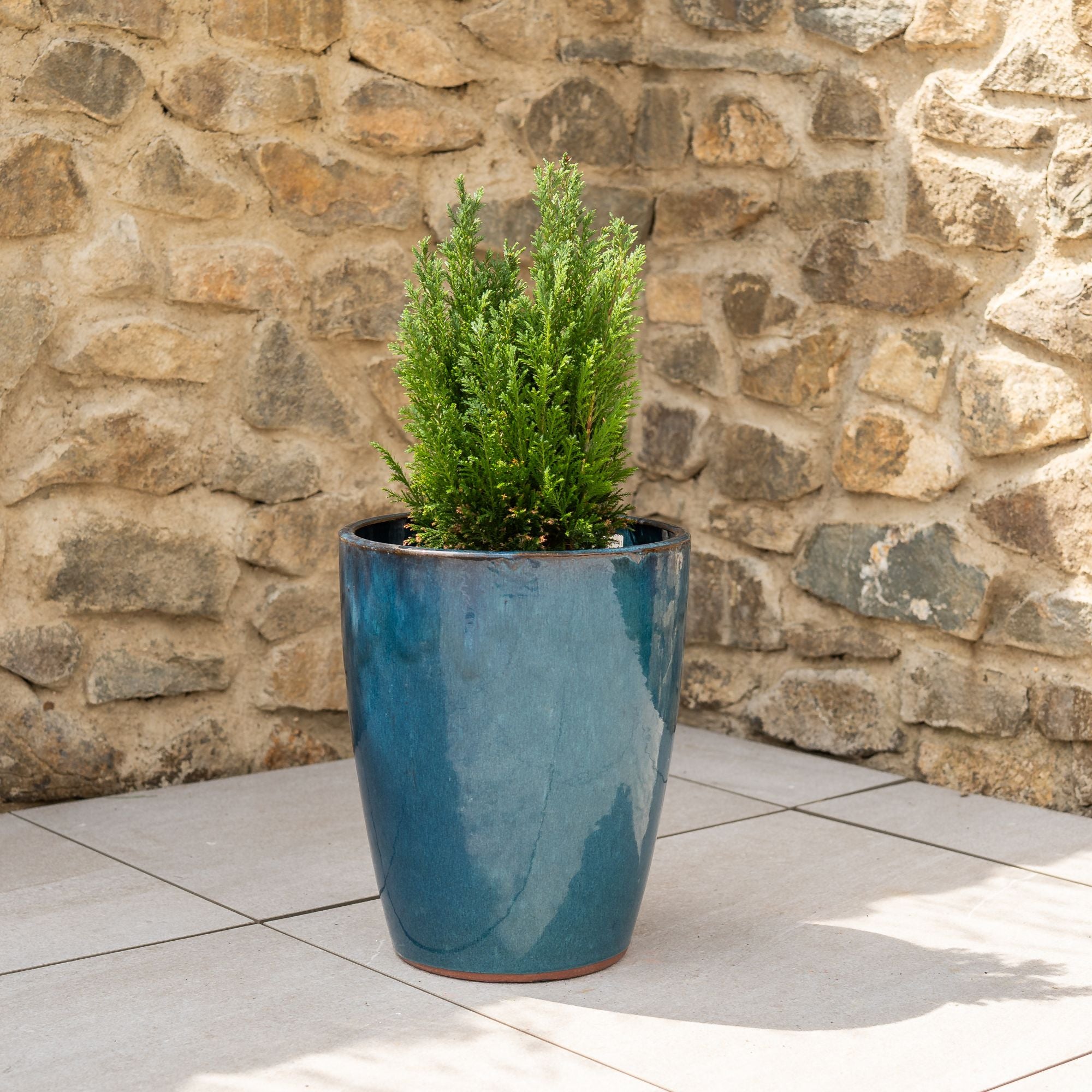 MAZARIN 27x34cm bleu azur, pot de grande taille d'extérieur fait main en terre cuite émaillée, résistant au gel