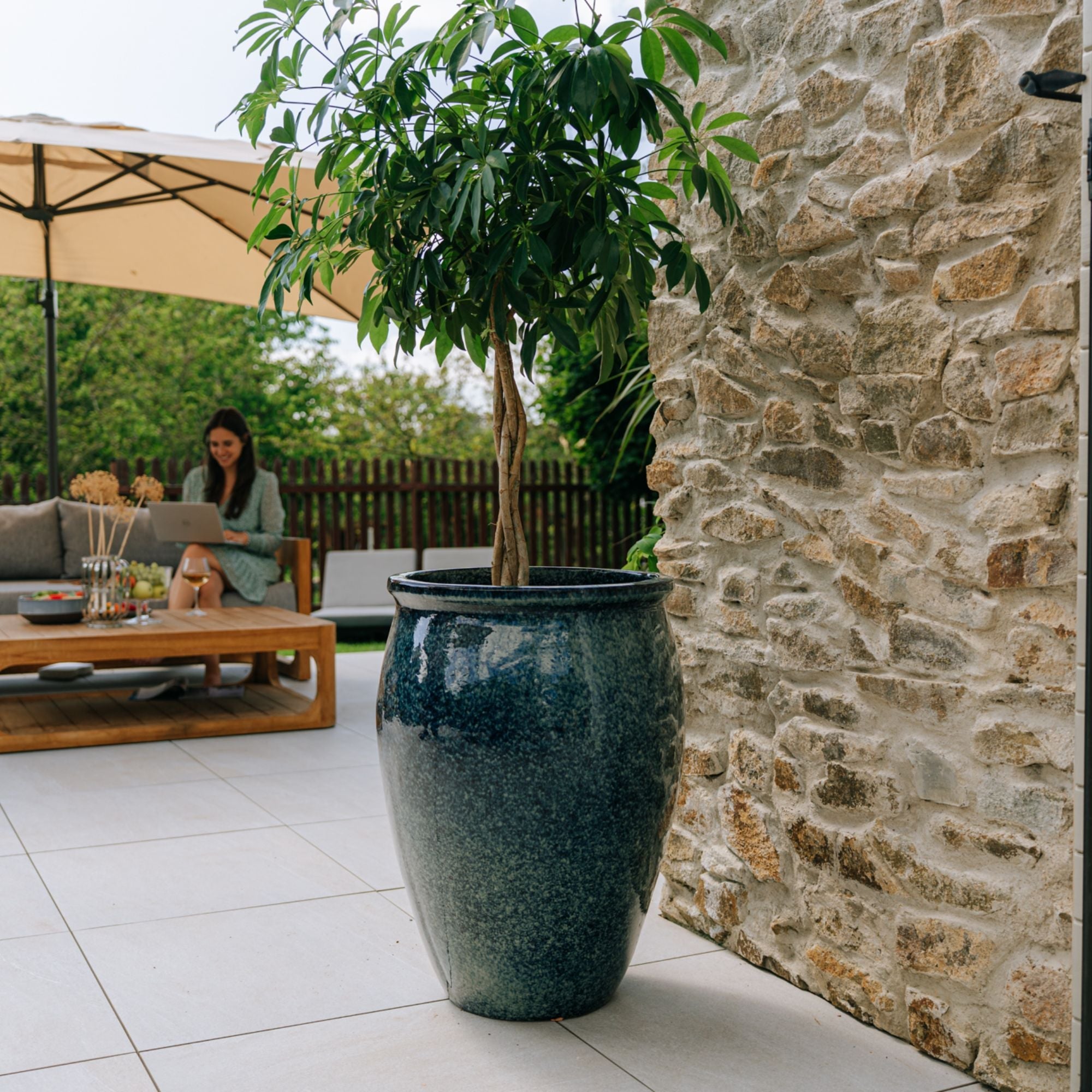 BACCHUS 50x68cm bleu abysse