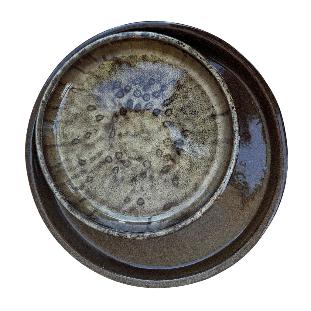 Soucoupe 16cm bronze sablé faite à la main en terre cuite émaillée Provencelia