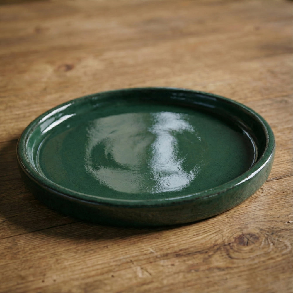 Soucoupe 40cm jade faite à la main en terre cuite émaillée