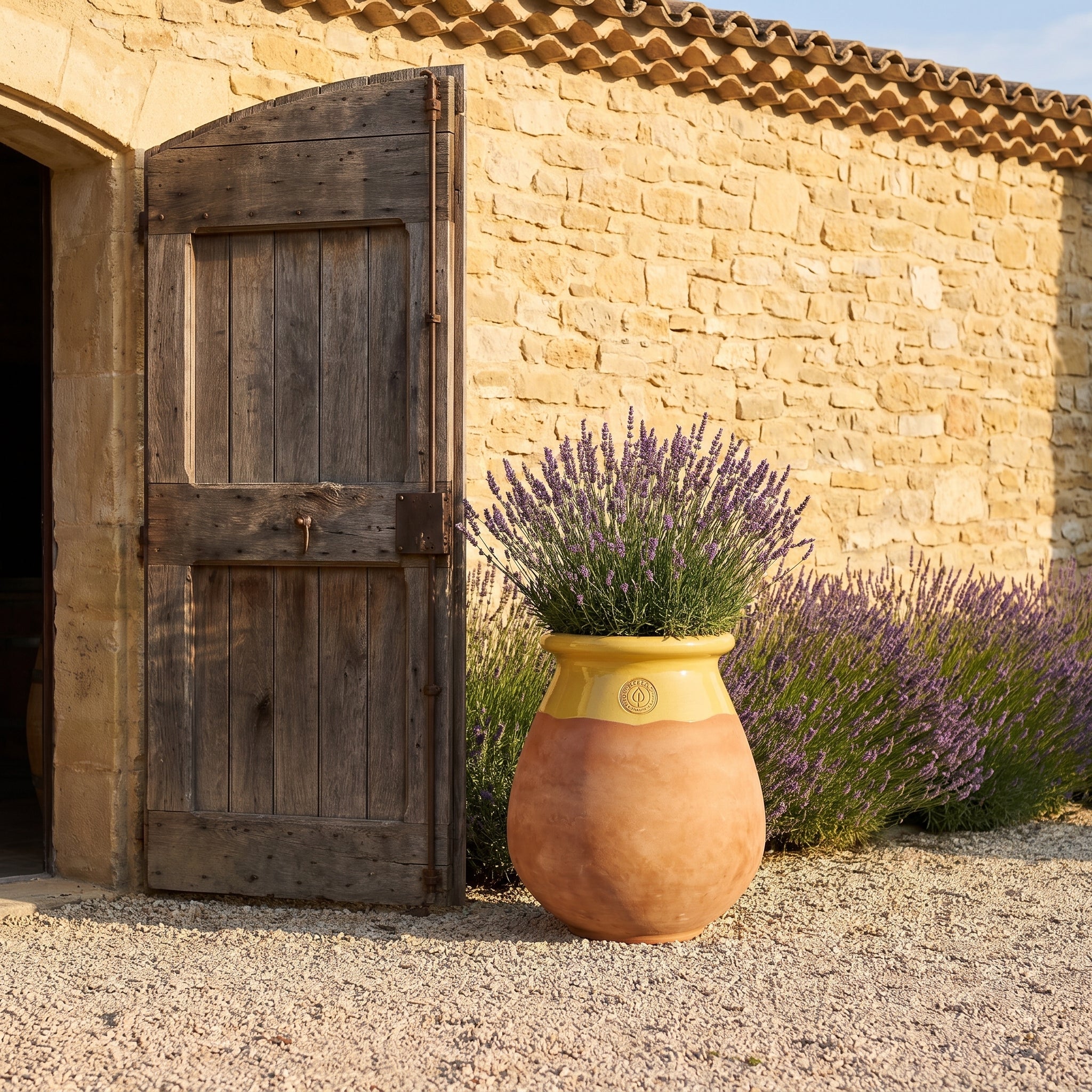 MADE IN PROVENCE Biot 85cm in whitewashed terracotta, honey-glazed rim