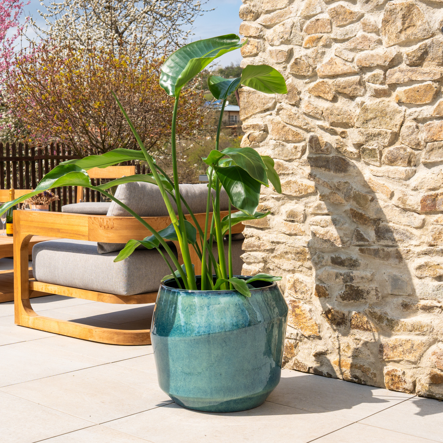 MONACO 51x44 cm, maceta grande para exteriores hecha a mano en terracota esmaltada, resistente a las heladas, jade