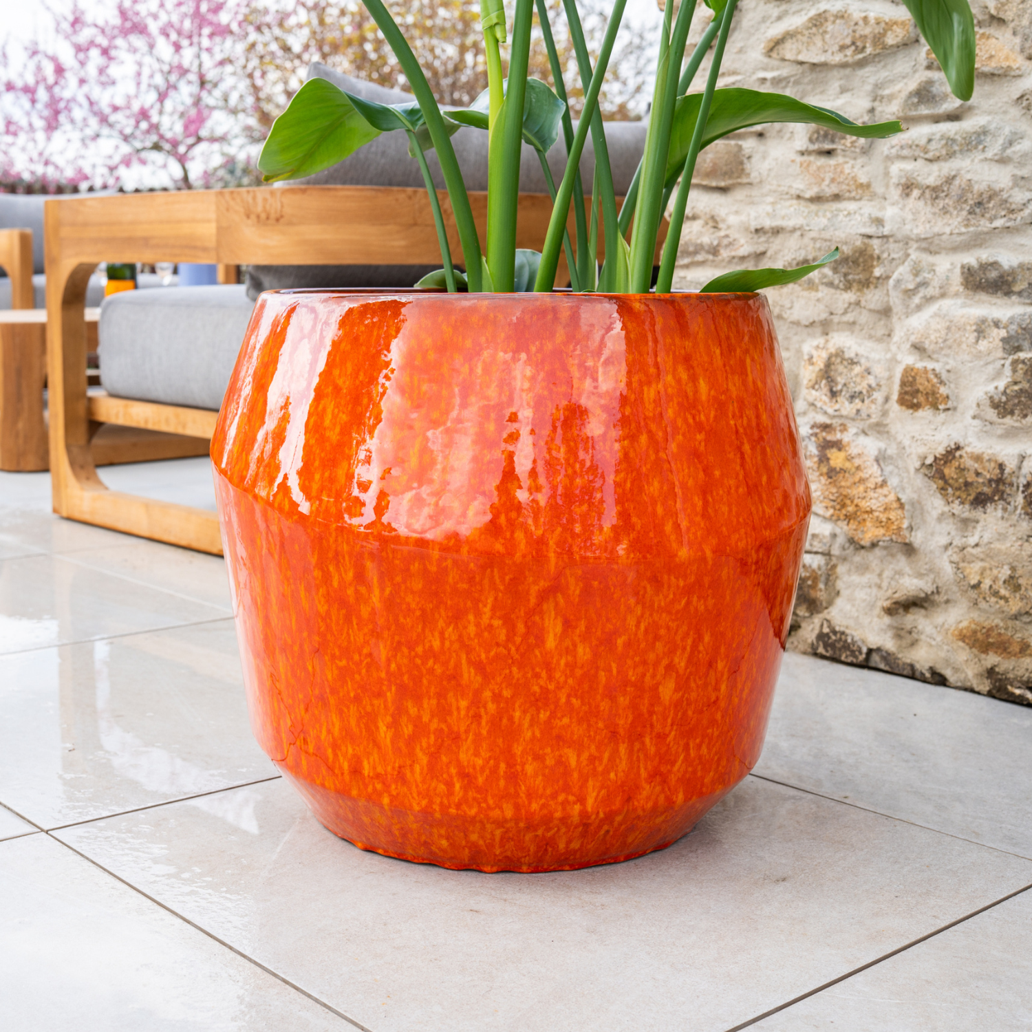 MONACO 51x44 cm, maceta grande para exteriores hecha a mano en terracota vidriada, resistente a las heladas, color fuego