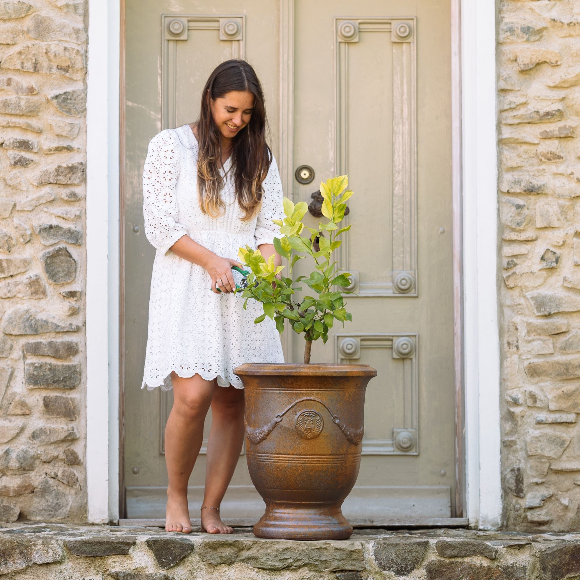 Pot RICHELIEU 46x56cm iron finished