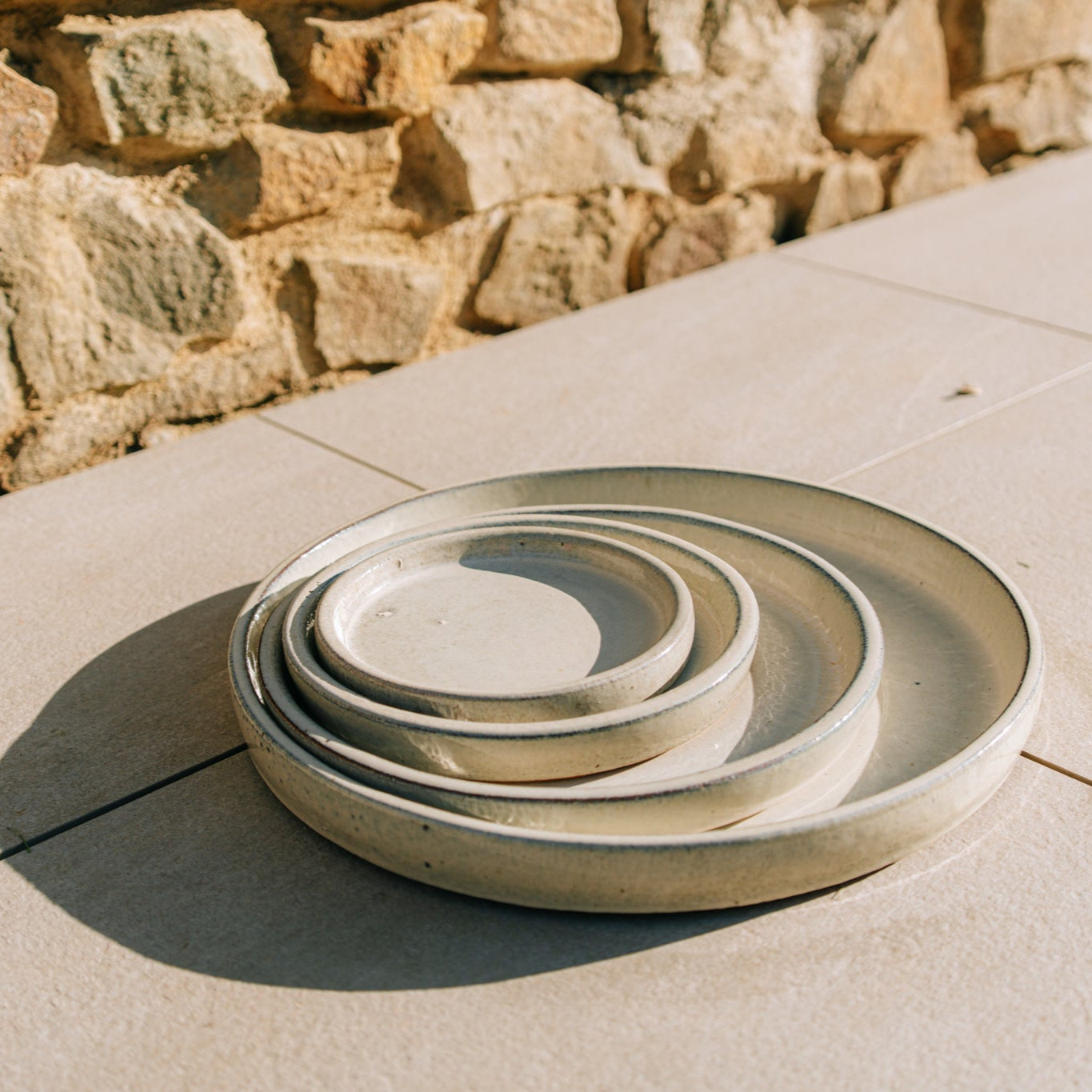 Provencelia planter – handmade, frost-resistant, weather-resistant