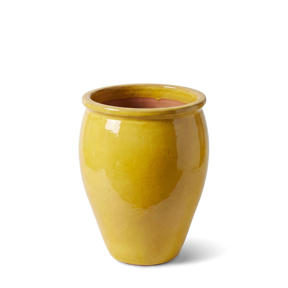 Pot BACCHUS en forme d’amphore 36x52 cm jaune en terre cuite émaillée, vue de face sur fond blanc
