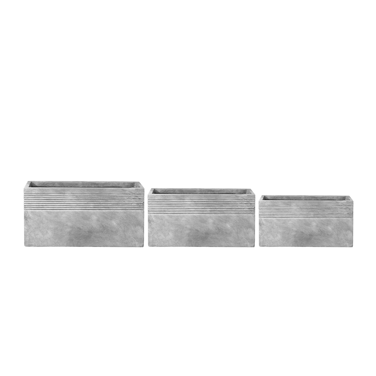 Cache-pot pré percé Spirit rectangle 33x50 cm gris clair en béton fibré, trois tailles alignées sur fond blanc