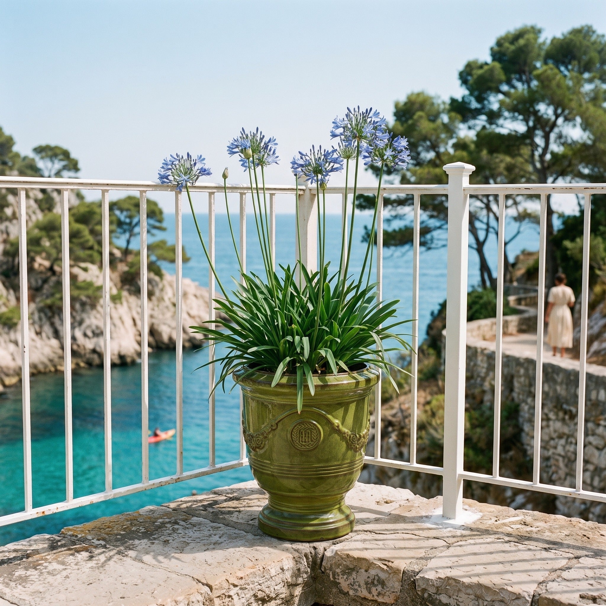 Provencelia RICHELIEU – glazed ceramic outdoor planter, Tropical Green, XL 46 × 56 cm