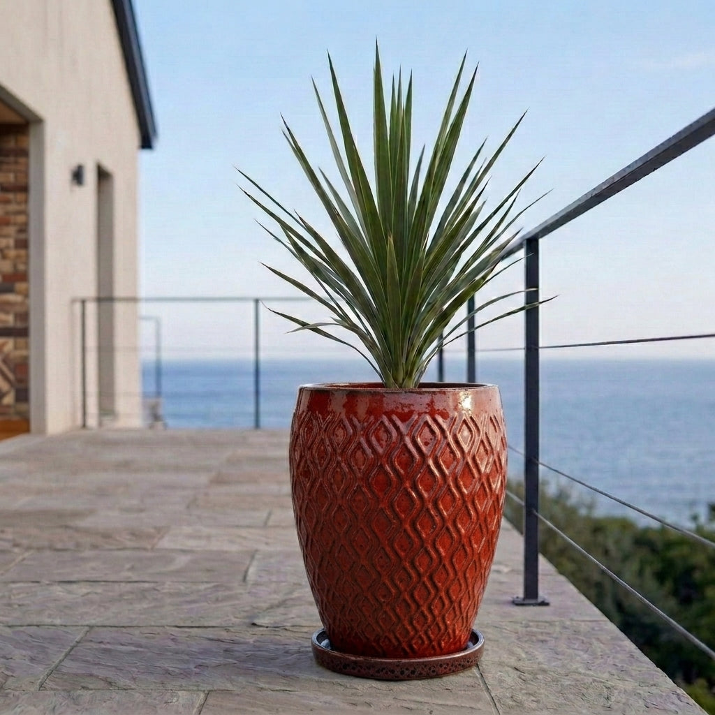 Brick red ceramic planter saucer – frost-resistant