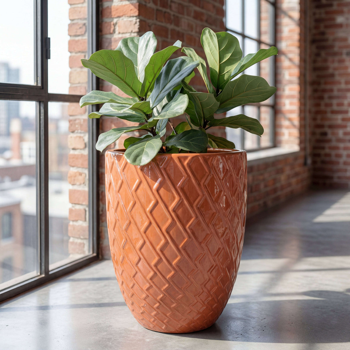 Pot Zeus aurore en terre cuite émaillée, avec plante verte en intérieur